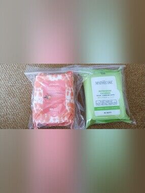 Bundle Of Two Packs Of Facial Wipes